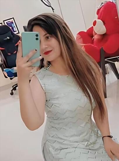 Sara young model Ghaizabad